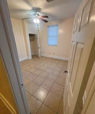 4th image of 2326 Felicity St