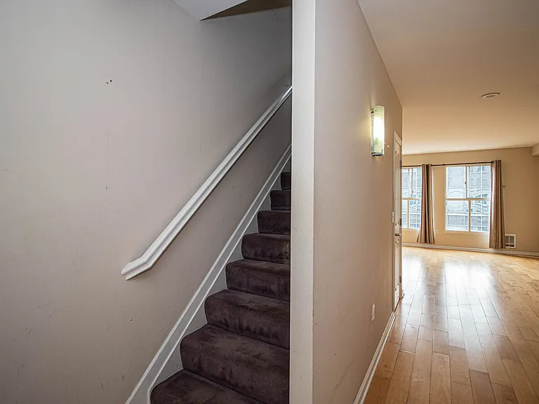140 S Van Ness Ave #743 — Photo 5