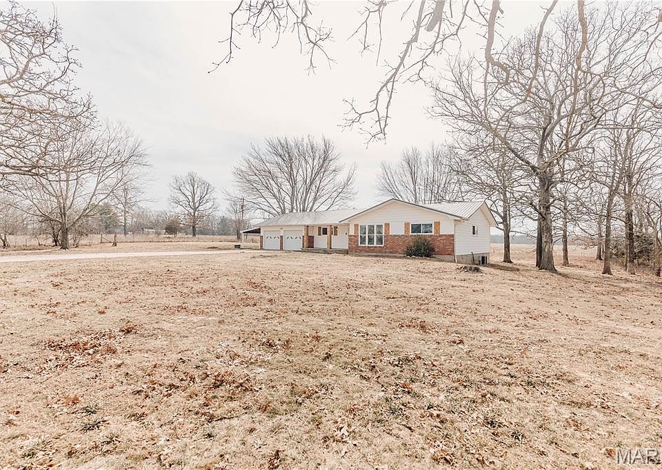1st image of 40255 Maries Road 634