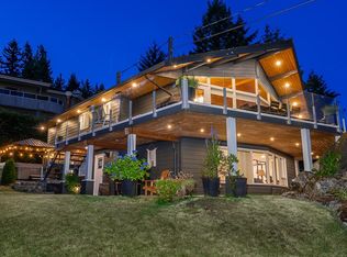 4375 Woodcrest Rd, West Vancouver, BC V7S 2V9