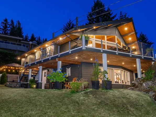4375 Woodcrest Rd, West Vancouver, BC V7S 2V9
