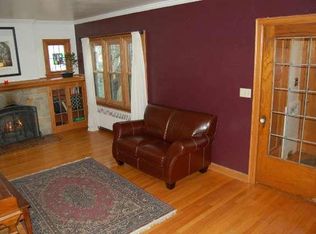2523 S 60th St, West Allis, WI 53219