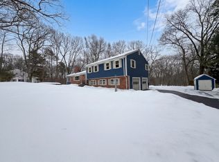 16 Crest Dr, Dover, MA 02030