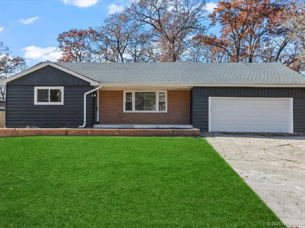 17740 Clyde Ave, Lansing, IL 60438