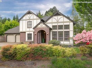751 NE Rogahn St, Hillsboro, OR 97124