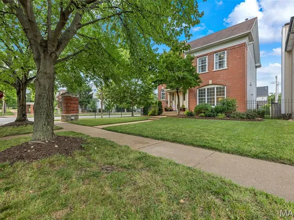 4200 Westminster Pl, Saint Louis, MO 63108