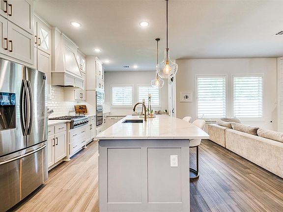 4th image of 4945 Campbeltown Dr