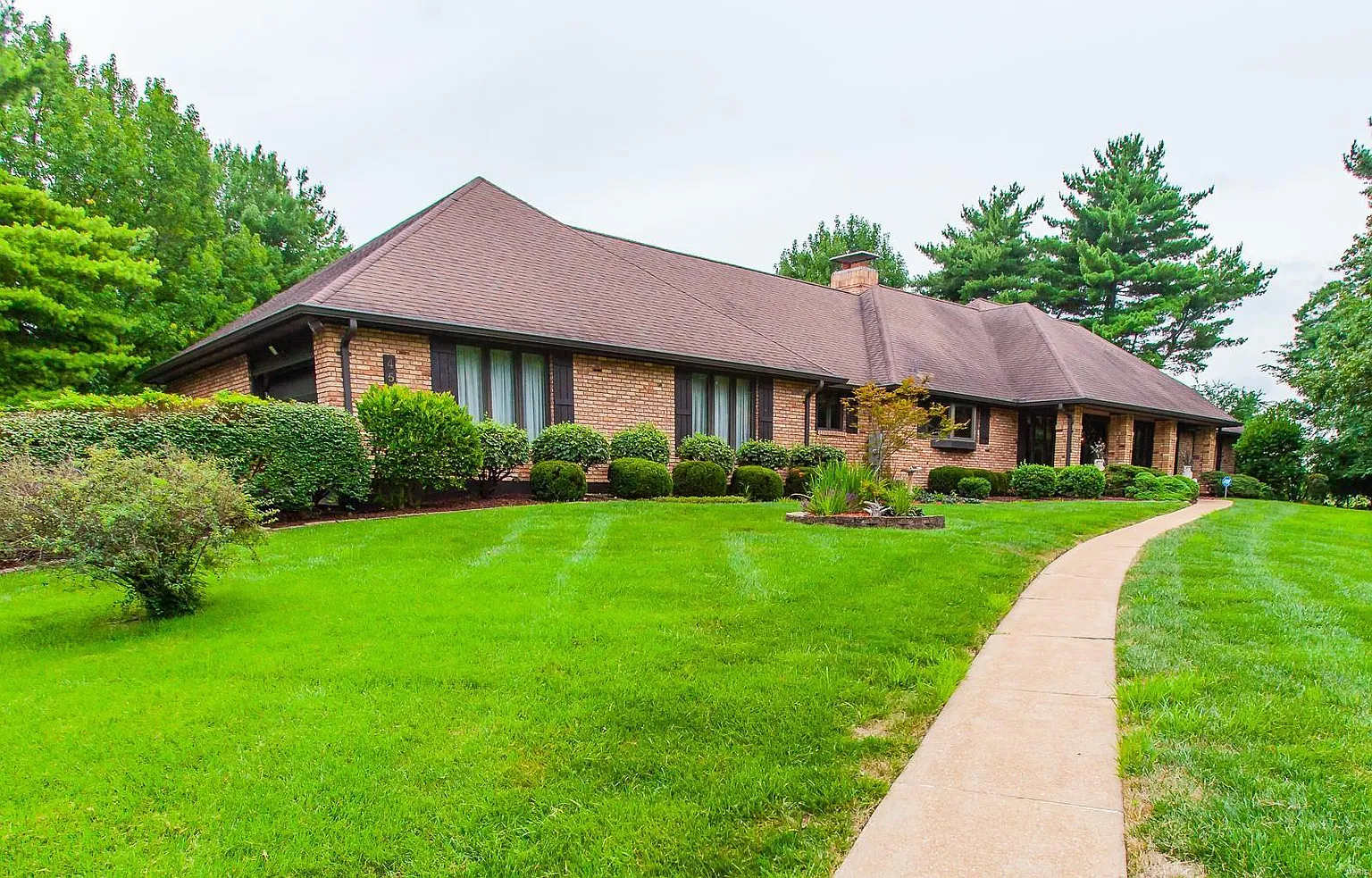 4500 Ferwind Country Ln photo 1