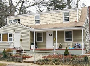 15 View St, Bergenfield, NJ 07621