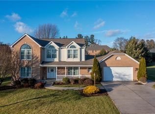 216 Seminole Trl, Butler, PA 16001