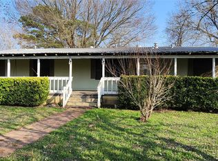 3 Miller St, Smithville, TX 78957