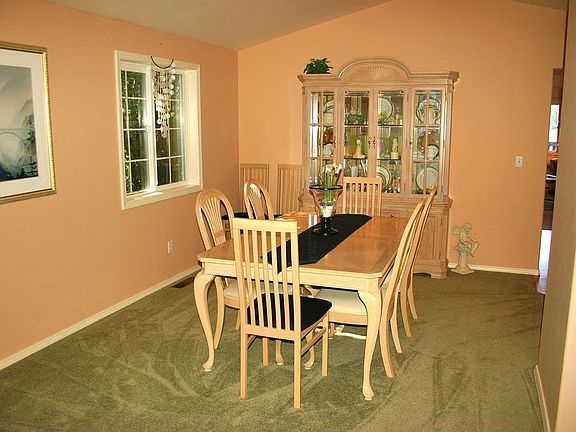 Main Formal Dining