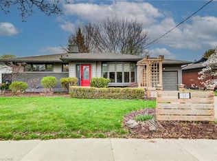 14 Graystone Ave, Kitchener, ON N2M4T1