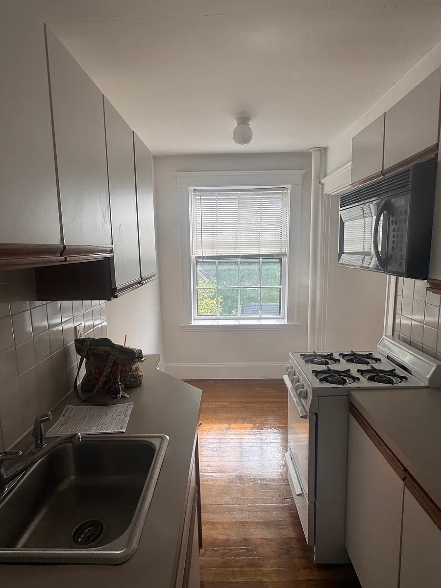 Building Photo - 51 Concord St #23