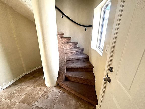 4th image of 230 Avenue Santa Barbara #1