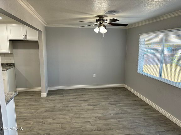5th image of 2551 E TAMARISK Avenue