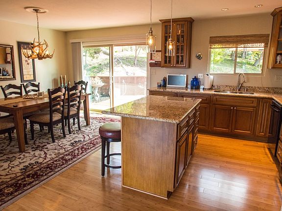 5th image of 549 Santa Marguarita Dr