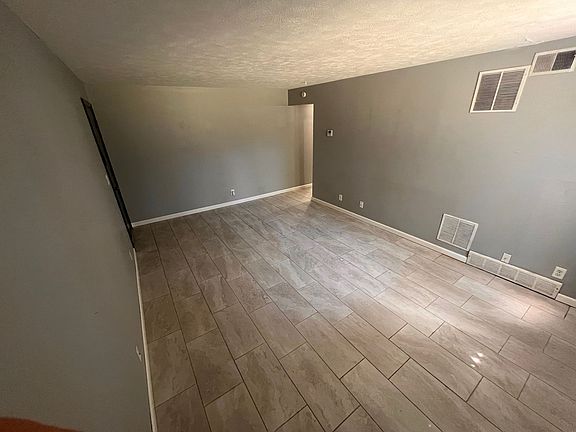 2nd image of 1527 S 20th St #13
