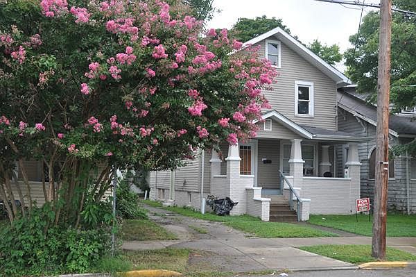 1st image of 602 Randolph St APT B