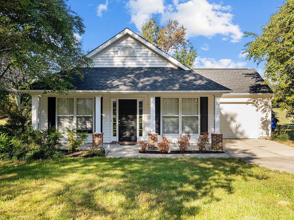 1st image of 209 Briarhaven Dr