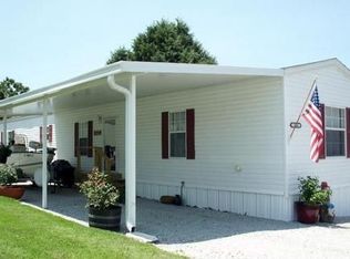 156 Fernland Ln, Reeds Spring, MO 65737