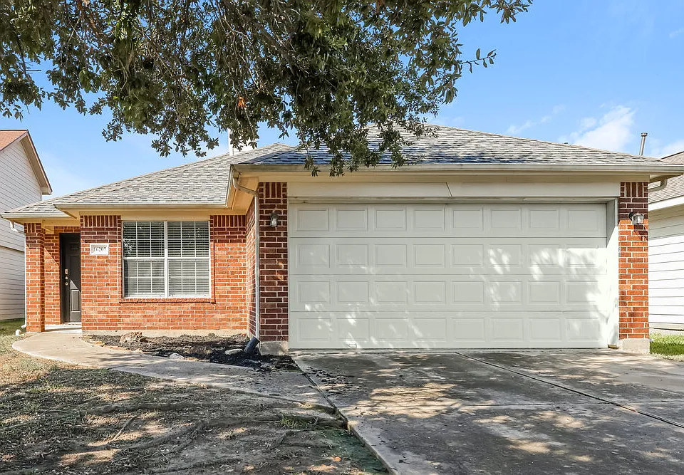 16207 Imperial Forest Ln