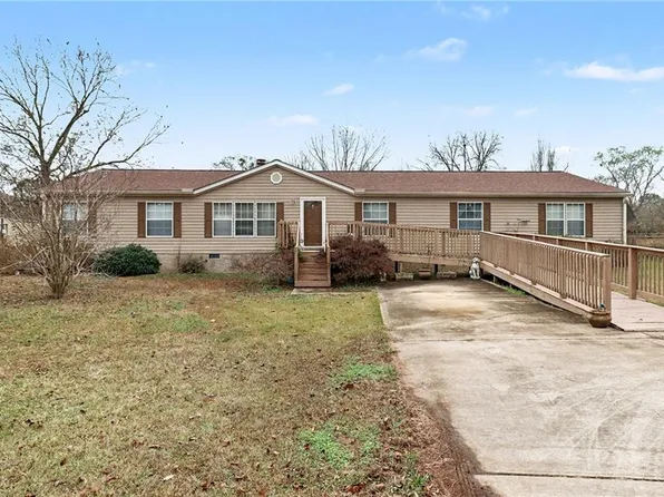 99 James Dr, Hampton, GA 30228