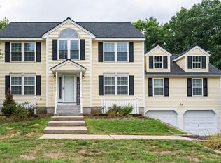 47 Wintergreen Dr, Merrimack, NH 03054