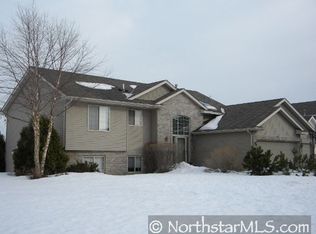93 Palomino Ln, Lino Lakes, MN 55014