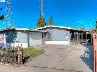 2835 Darwin St, Hayward, CA 94545