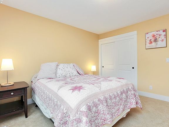4th image of 10709 NE 29th Ct