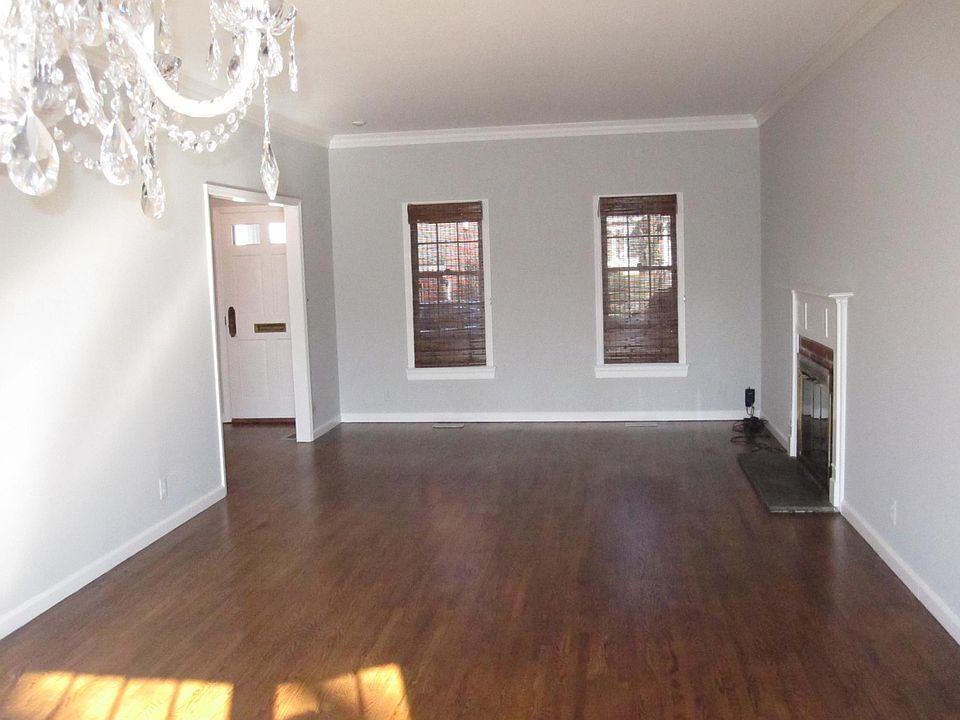 10 Duke Of Gloucester, Manhasset, NY 11030 Zillow