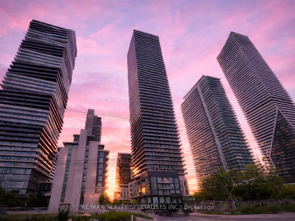 70 Annie Craig Dr S #2009, Toronto, ON M8V 0G2