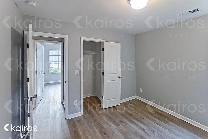 236 Fox Chase Way — Photo 8