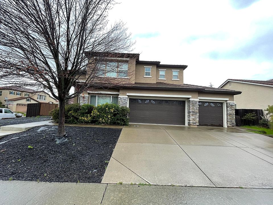 1st image of 1873 Monterey Pines Dr