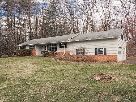 4th image of 633 Macelroy Rd