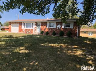 44 Cherry Dr, Mount Vernon, IL
