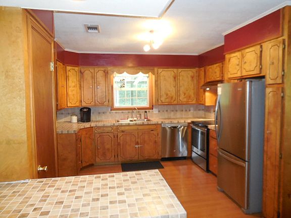 5th image of 1708 N Borel Dr