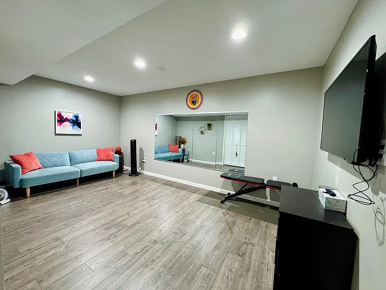 233 Grace Manor Dr — Photo 13
