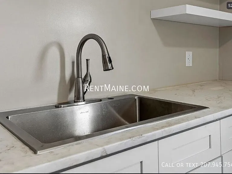 38 Jefferson St #2 — Photo 3