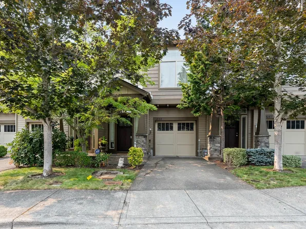 16193 NW Hildago Ln, Portland, OR 97229