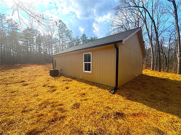 4th image of 565 Whippoorwill Ln
