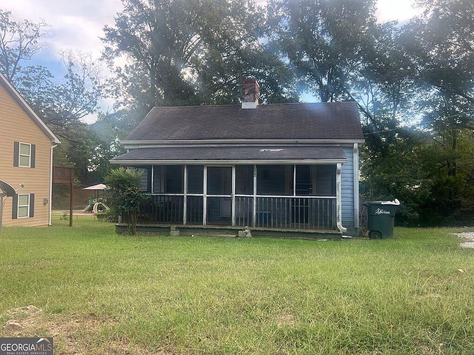 1st image of 488 Lawrence St