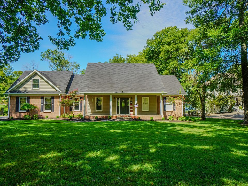 1st image of 242 Lake Terrace Dr