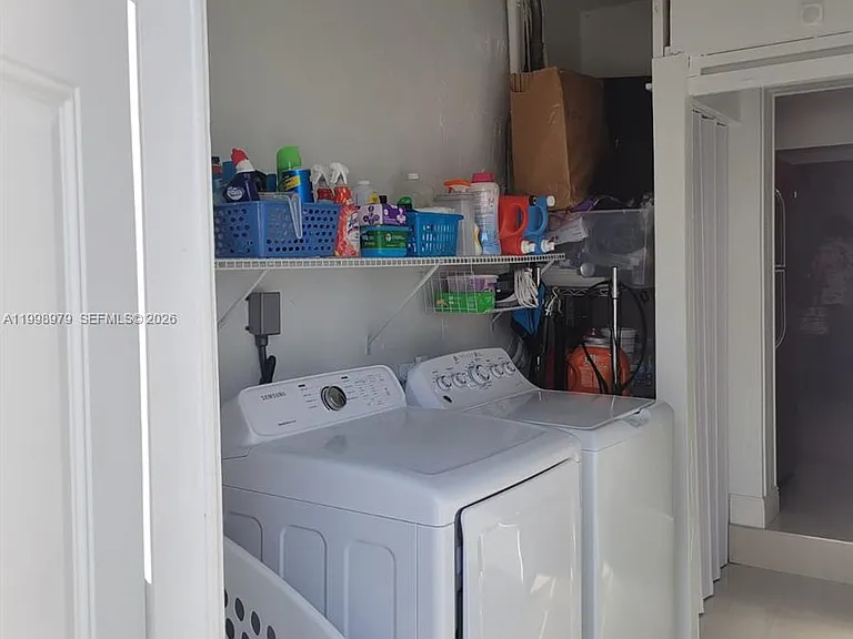8245 SW 43rd St — Photo 20
