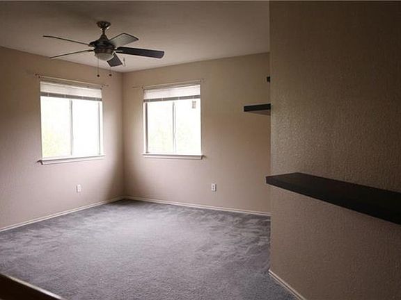3rd image of 525 Grey Feather Dr