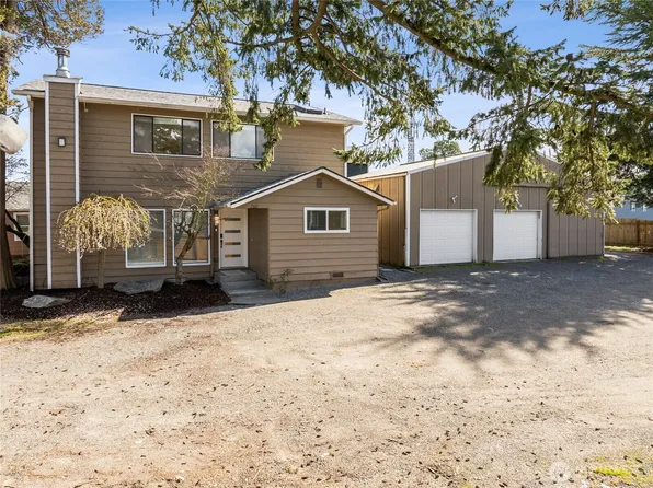 2807 61st Avenue NE, Tacoma, WA 98422