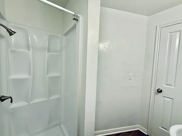 2535 Adams Ave #4 — Photo 18