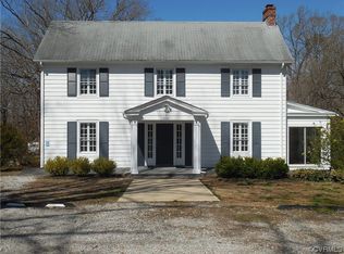 300 River Rd W, Manakin Sabot, VA 23103