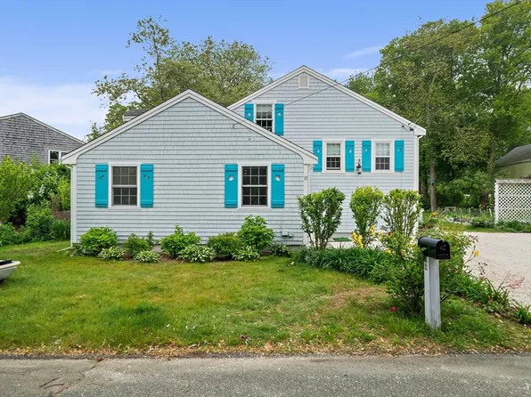 11 Brunswick St, Marshfield, MA 02050